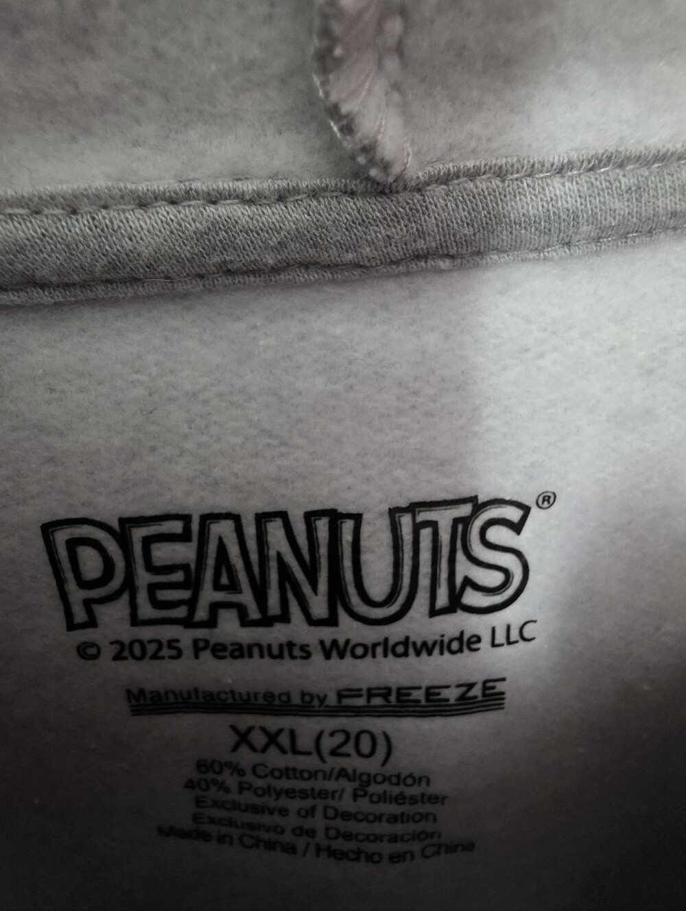 NWT Peanuts 50th Anniversary Hoodie Size XXL - Picture 4 of 5